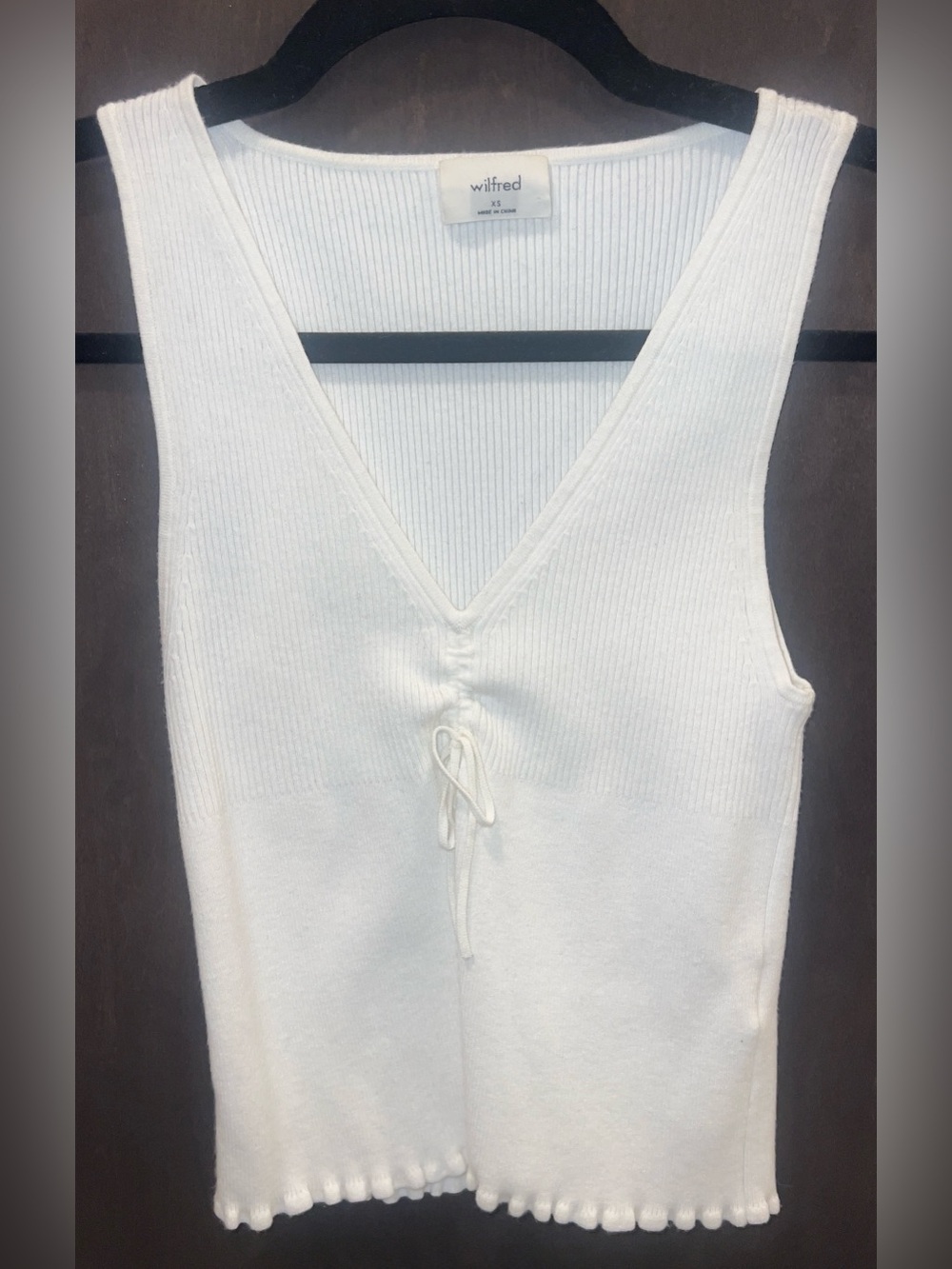 Aritzia White Ribbed V Neck Tank - Front Tie and Lettuce-Edge Hem - XS